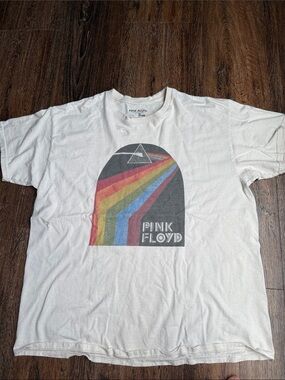 Pink Floyd White graphic Tee with Rainbow Prism Arch
